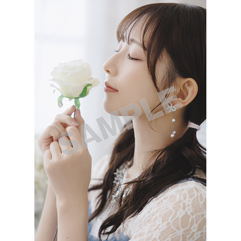 青山なぎさ　直筆サイン入りクリアアクリルアート Amazon.co.jp: 青山なぎさ 直筆サイン入り クリアアクリルアート