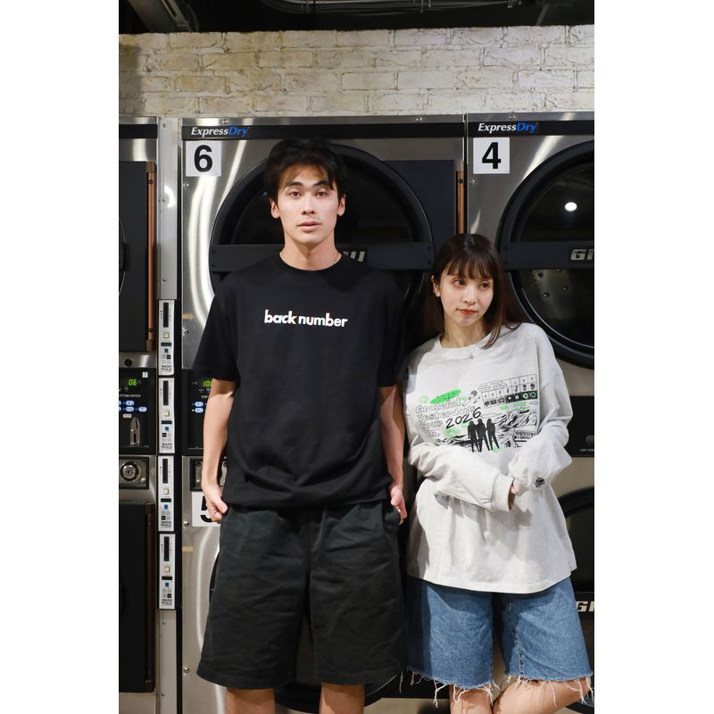 カラーリングロゴTシャツ