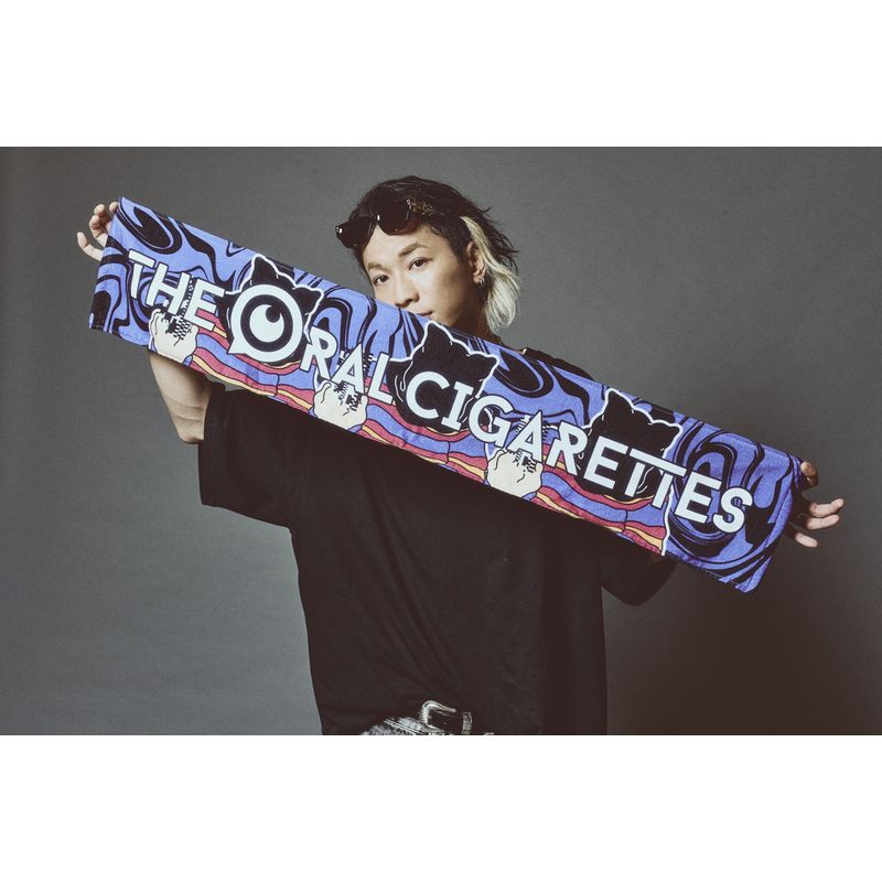 THE ORAL CIGARETTES タオル　タオルポンチョ 新品、本物、当店在庫だから安心】 THE フードタオル CIGARETTES