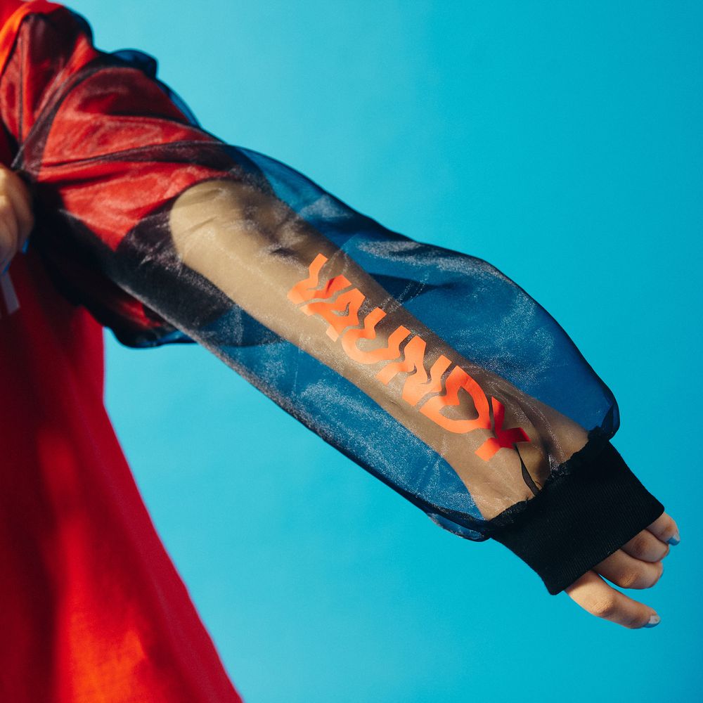 Shh⋯Shirt "SILENCE"