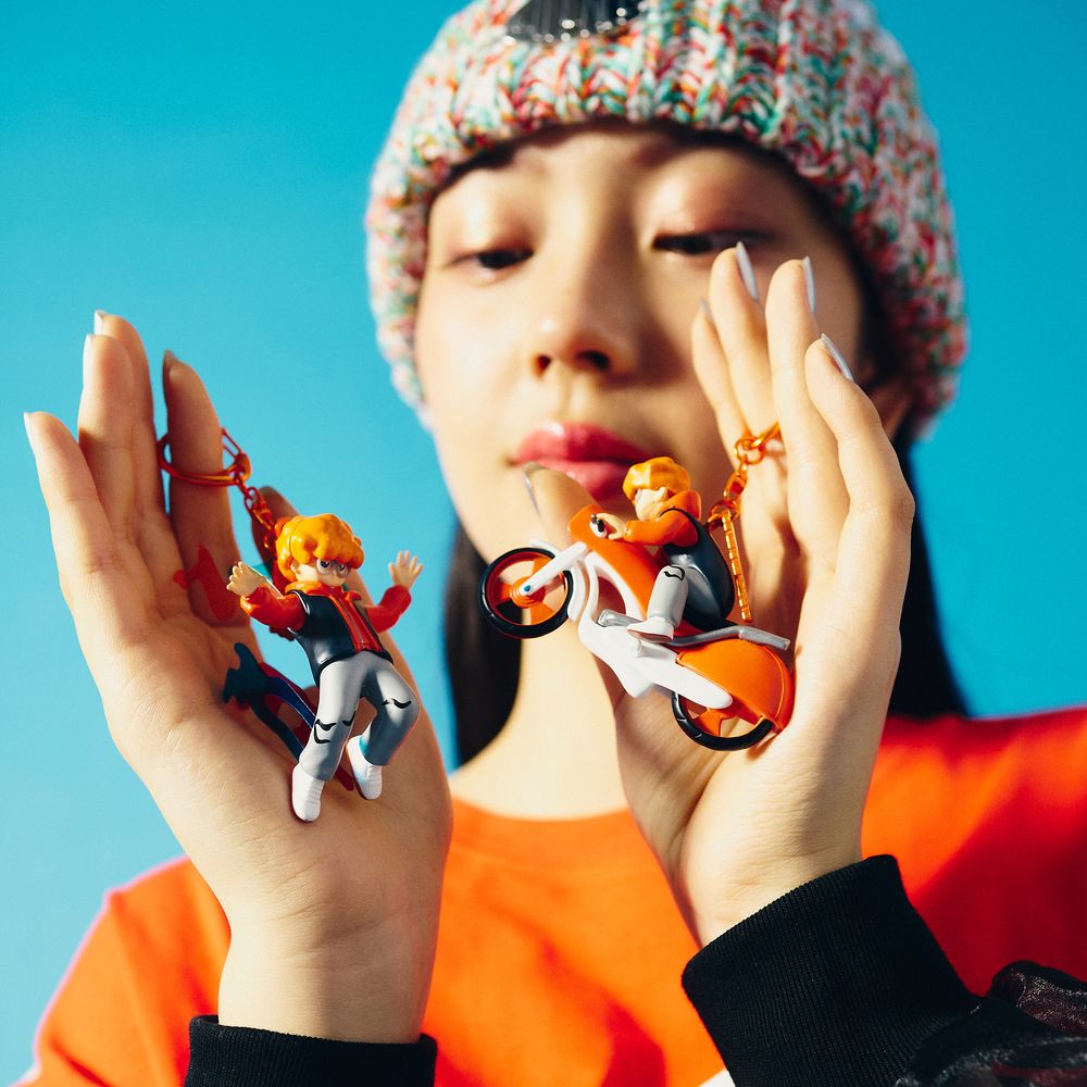 Mini Vaundy Keychain "SILENCE"［Flare］