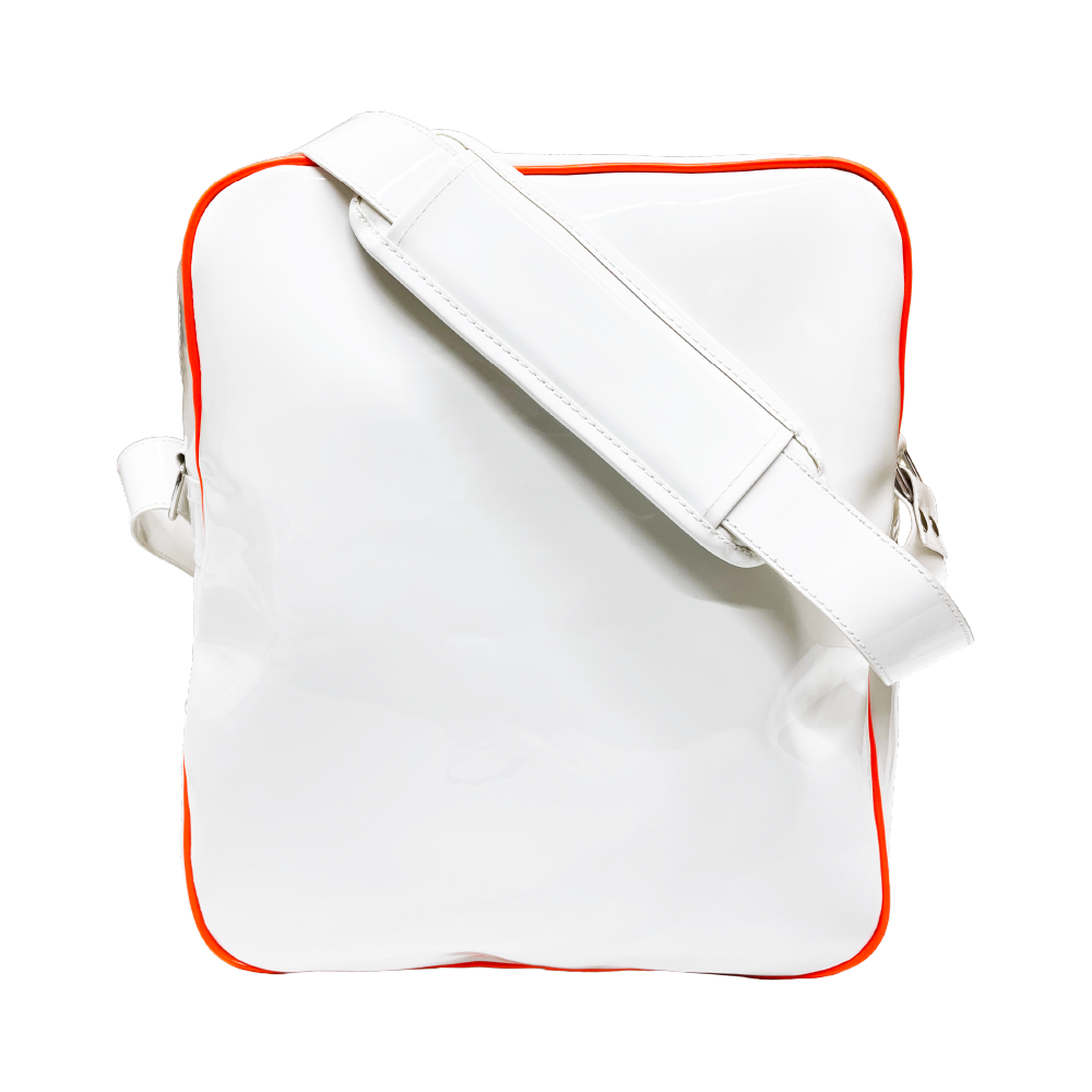 【VAWS ONLINE limited】Patent Leather Shoulder Bag "SILENCE"［White］