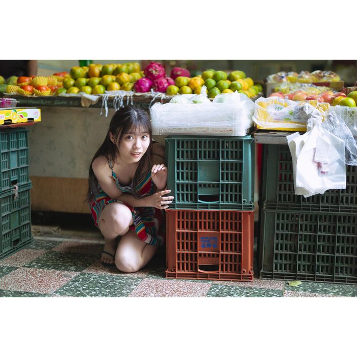 【通常配送】僕が見たかった青空 金澤亜美ファースト写真集(仮)<推しメン限定版>