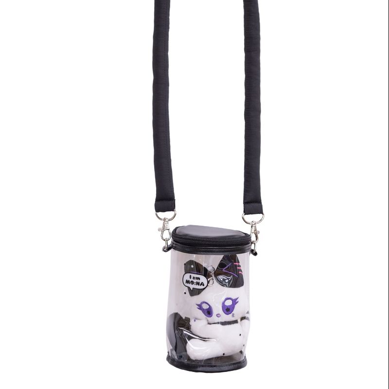 HUG♡ME:EYE’s MO:NA