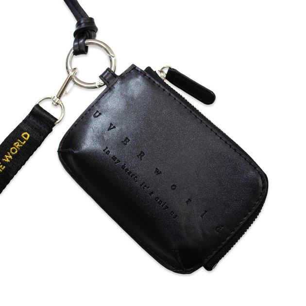 レザーマルチカードケース（ショルダー&ストラップ付き）