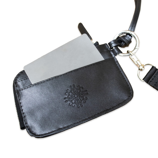 レザーマルチカードケース（ショルダー&ストラップ付き）