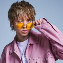 【ネコポス配送】【特典ステッカーなし】手越祐也　「LUV ME, LUV ME」ブックレット