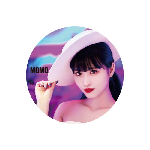 「Breakthrough」RELEASE EVENT　缶バッチ【MOMO】