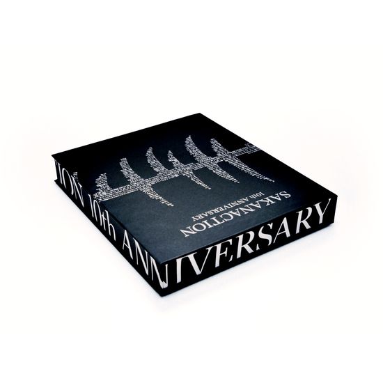 10th ANNIVERSARY ACRYLIC BADGE BOOK
