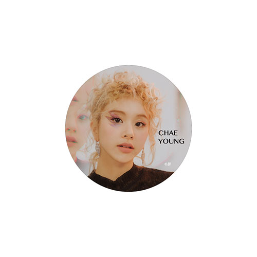 TWICE JAPAN 8th SINGLE『Kura Kura』リリース記念グッズ 缶バッチ【CHAEYOUNG】