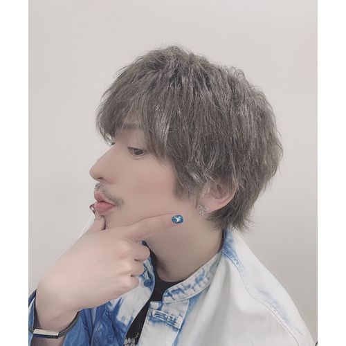 【りんたろー。BIRTHDAY記念グッズ2021】りんたろー。プロデュース  ラインストーンピアス