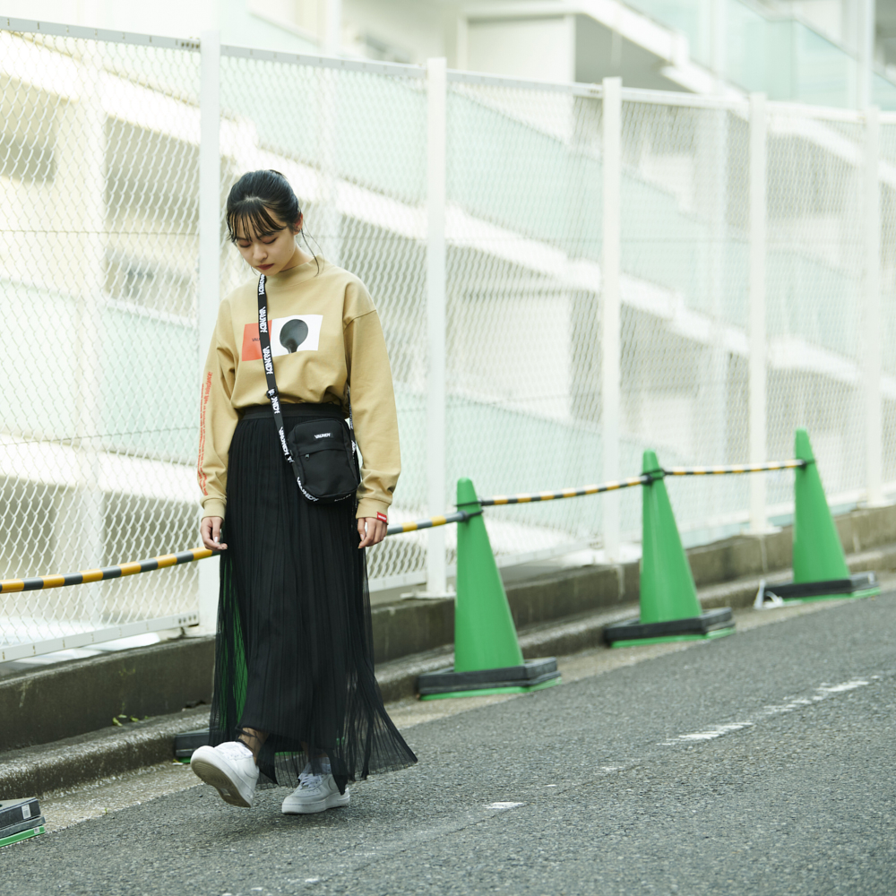 Long Sleeve Light Sweatshirts“Sink”[Khaki]