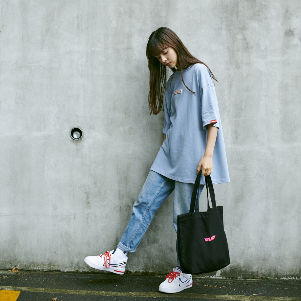 商品詳細ページ | Vaundy ONLINE STORE | Logo Tote bag [Black x Pink]