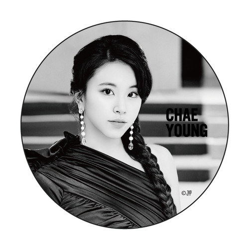 #TWICE2 缶バッチ【CHAEYOUNG】