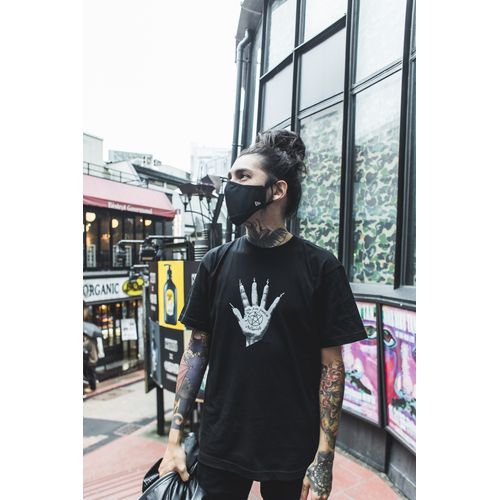 “The Fifth Dimension”tour T-shirts/black