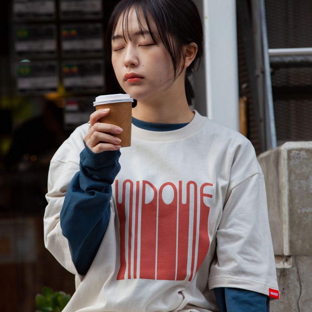 Logo T-shirts“NIDONE”[Light beige]