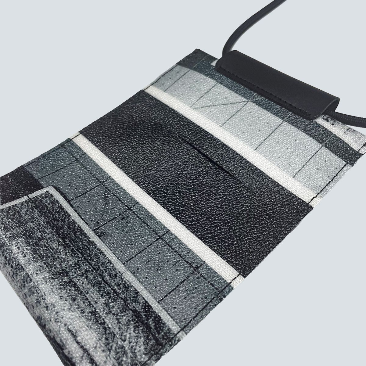 FABRICK × sakanaction MOBILE SHOULDER/アダプト