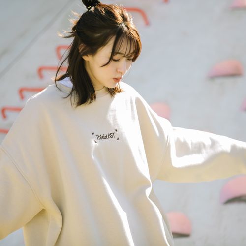 商品詳細ページ | This is LAST ONLINE STORE | 刺繍ロゴスウェット