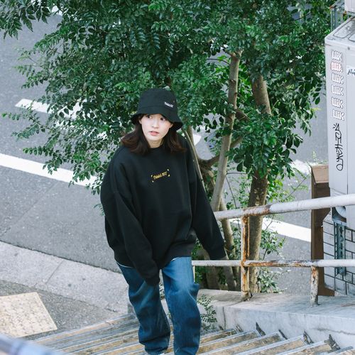 刺繍ロゴスウェット [ブラック]