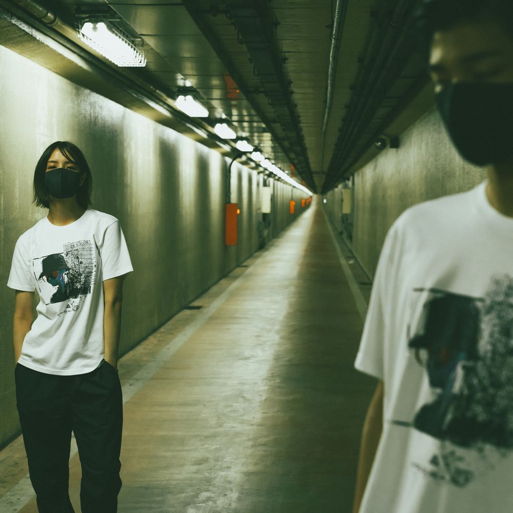 amazarashi 騒々しい無人 T-shirt Type B