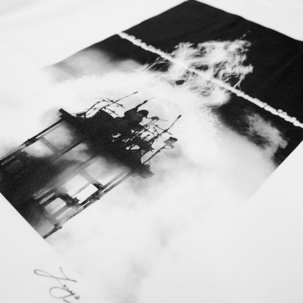 TOMOYA STUDIO "LUXURY DISEASE JAPAN TOUR" フォトTシャツ【E】