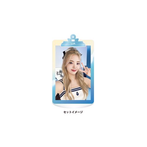JYP JAPAN POPUP STORE 2023 ITZY OFFICIAL GOODS フォトカードスタンド【LIA】