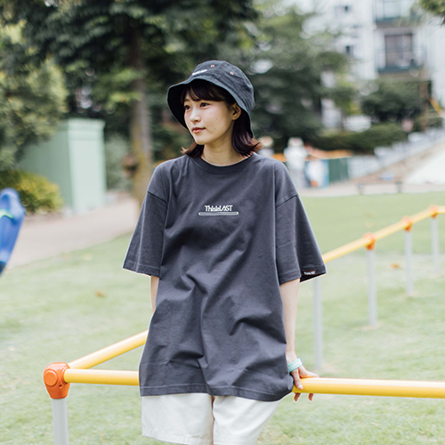 刺繍ロゴTシャツ [スミブラック]