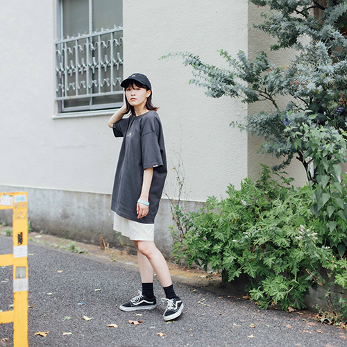 刺繍ロゴTシャツ [スミブラック]