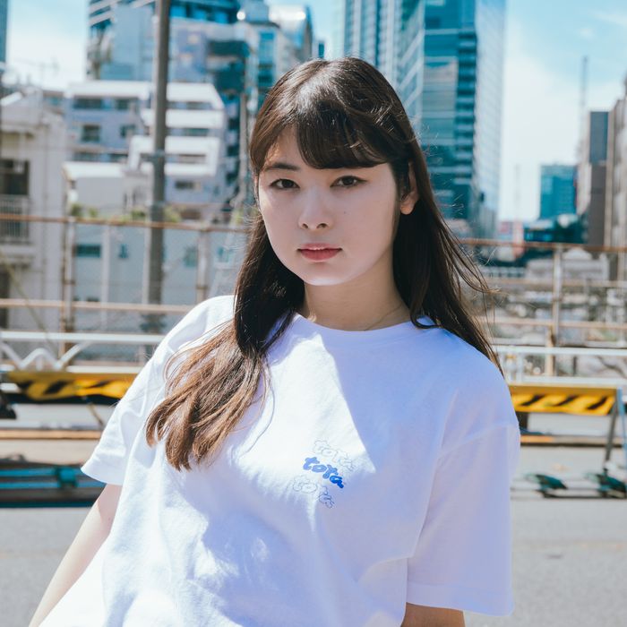 【とた】Logo T-shirts "Blue" [White]