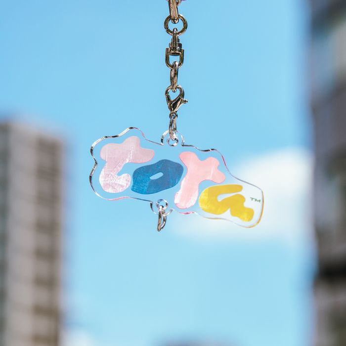 【とた】Acrylic Keyholder "Standard Logo"