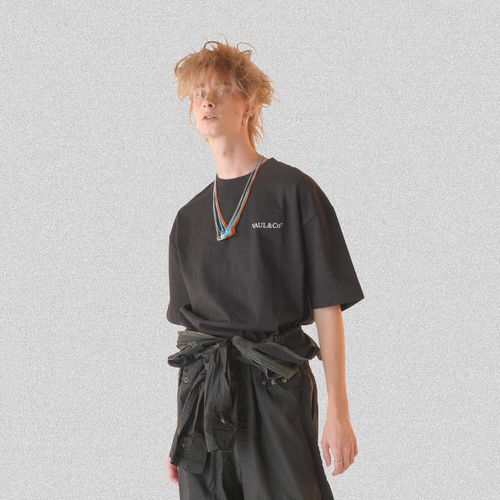 《47L x Vaundy》VAUL&Co T-SHIRT [Black]