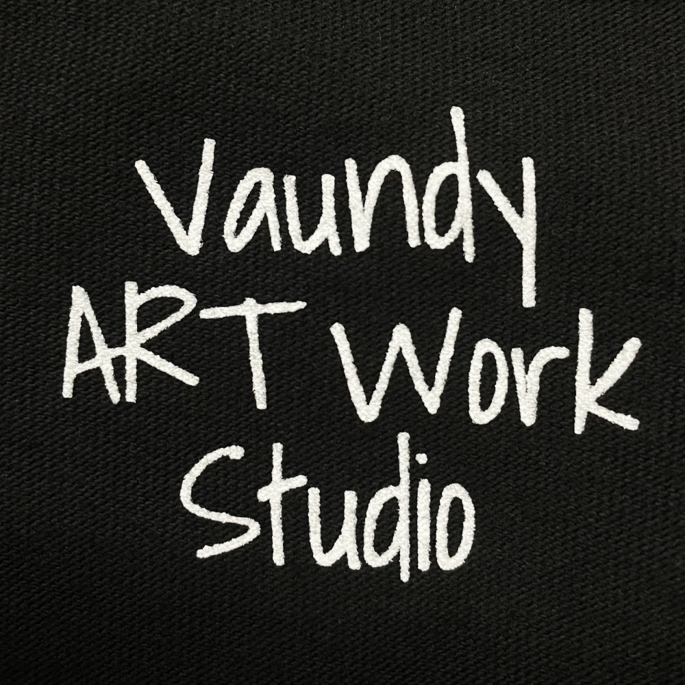 Logo T-Shirts [Black]