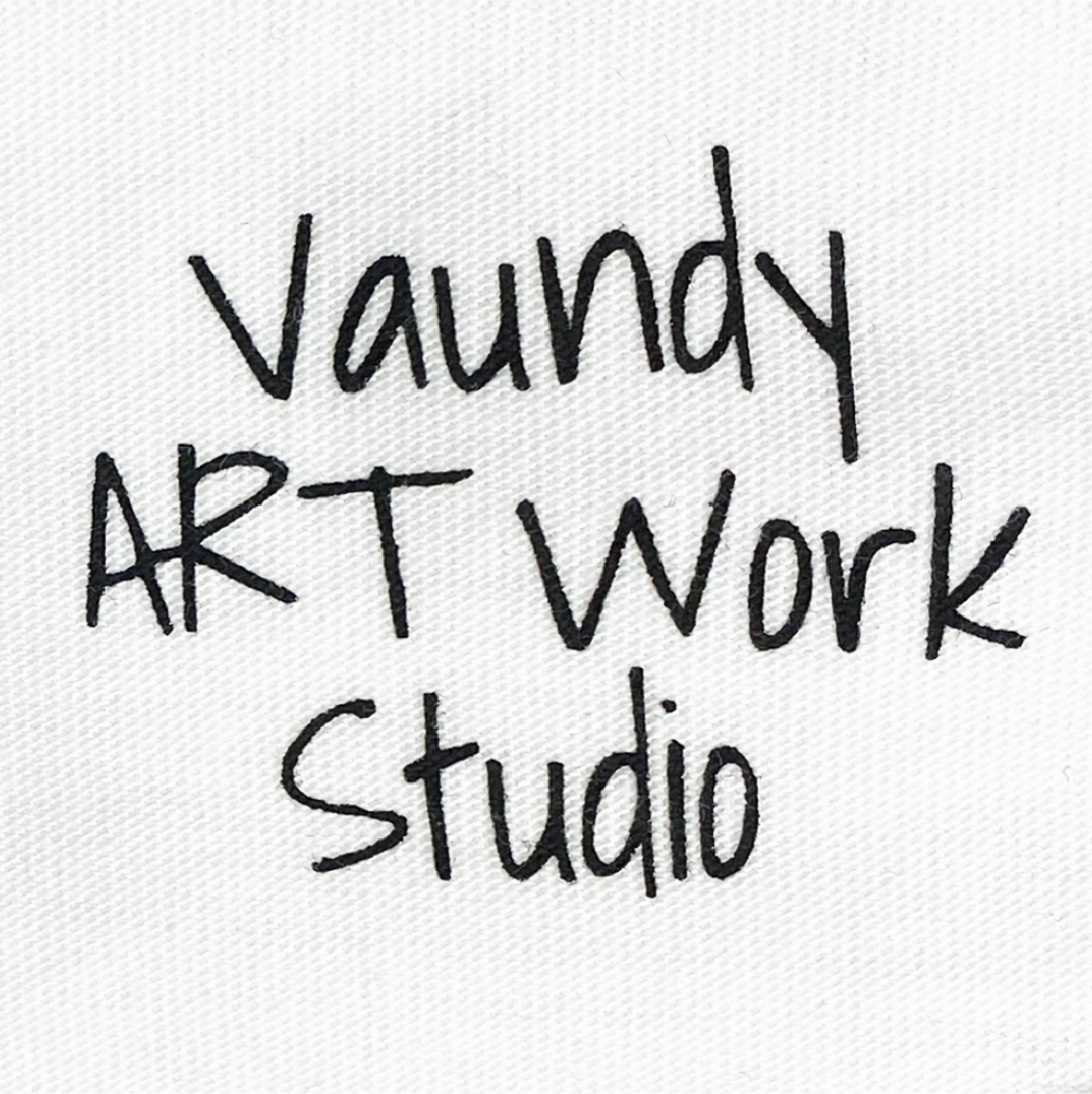 Logo T-Shirts [White]