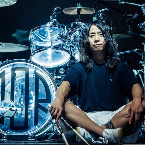 Tomoyaシグネチャーモデルドラムスティック (ホワイト)