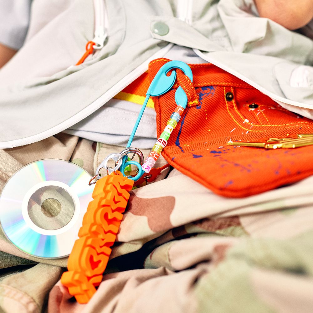 商品詳細ページ | Vaundy ONLINE STORE | Big Toy Keyholder 