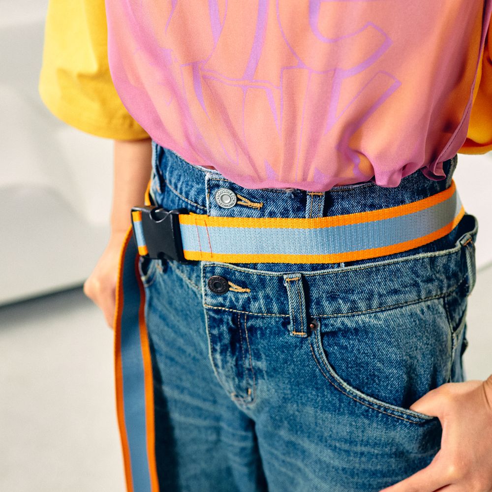 商品詳細ページ | Vaundy ONLINE STORE | VAWS Logo pochette [Denim]