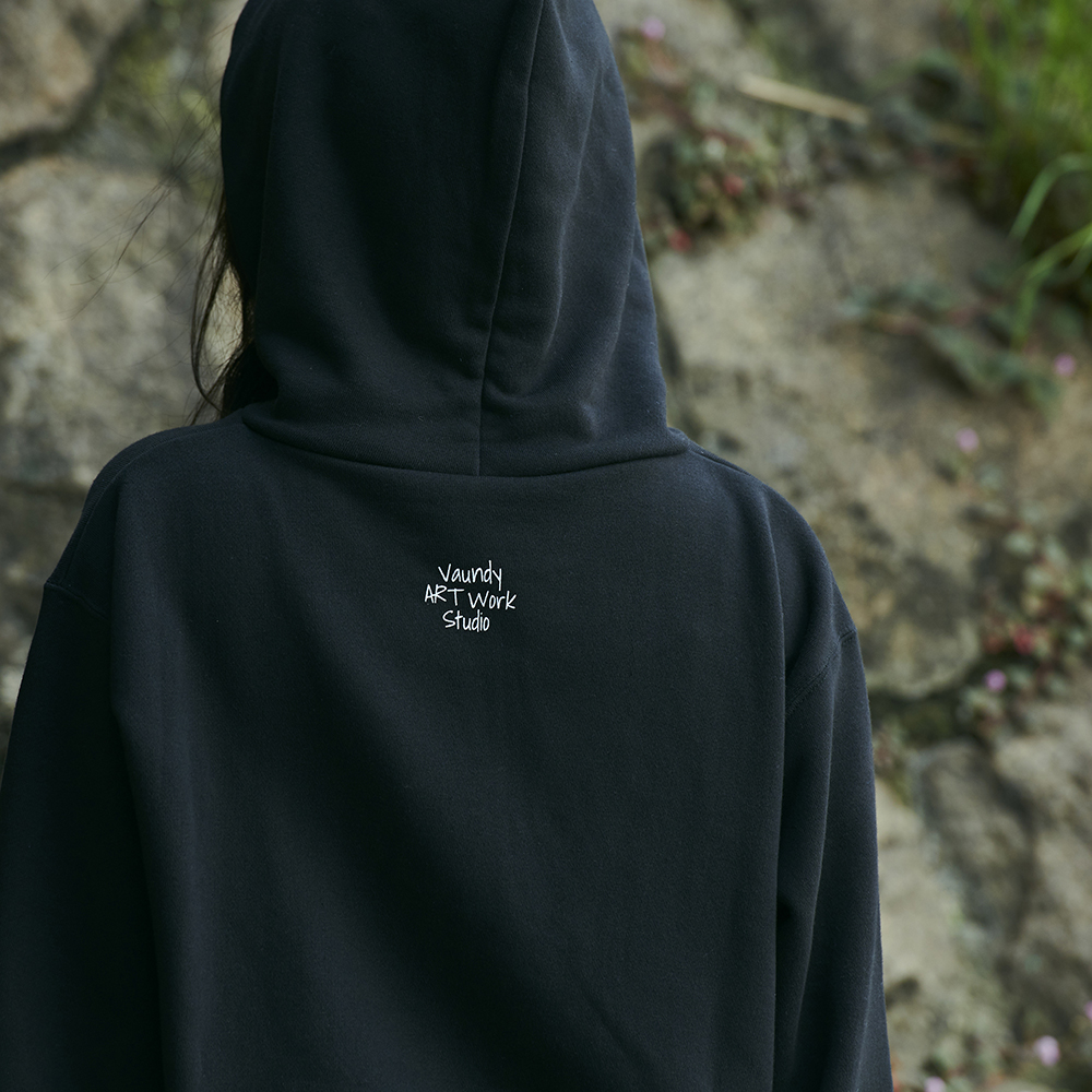 商品詳細ページ | Vaundy ONLINE STORE | Logo Hoodie [Black]