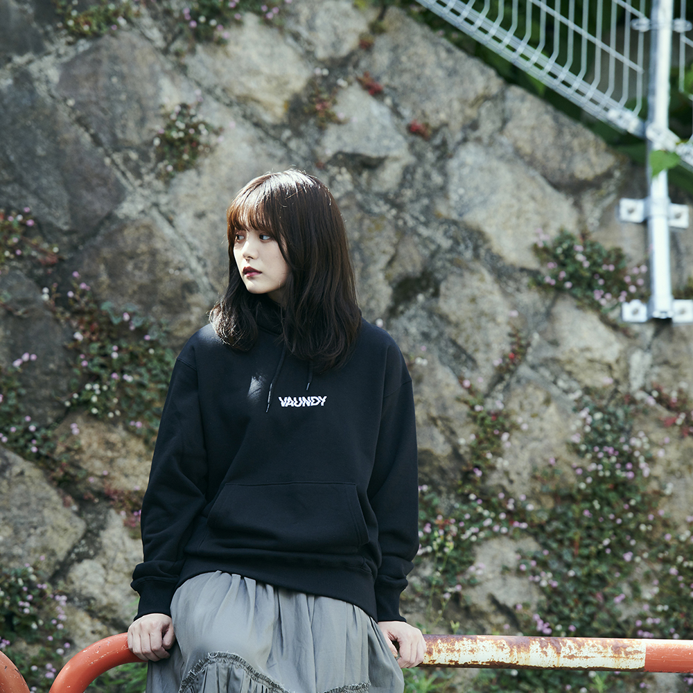 Logo Hoodie [Black]