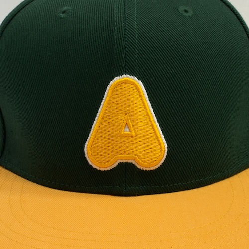 【4】AIMYONS 公式CAP 10thエンブレム付き