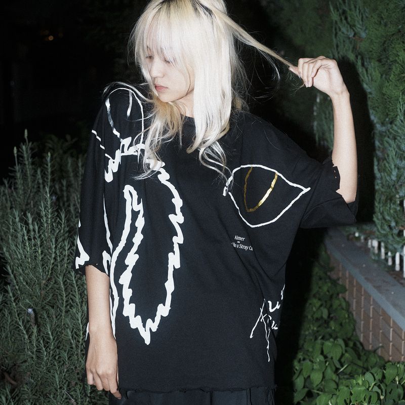 SCRATCHED BY “Stray Cat” TEE 