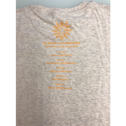 【BURNOUT SYNDROMES】Butterfy in the stomach II Tシャツ(オートミール)