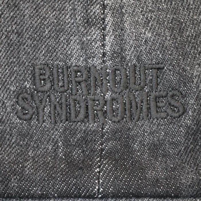 【BURNOUT SYNDROMES】ロゴ刺繍デニムキャップ