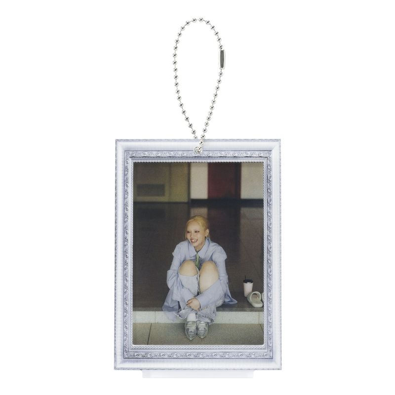 額縁スタンドキーホルダー (SILVER) 『I hate this love song』フォトカード付