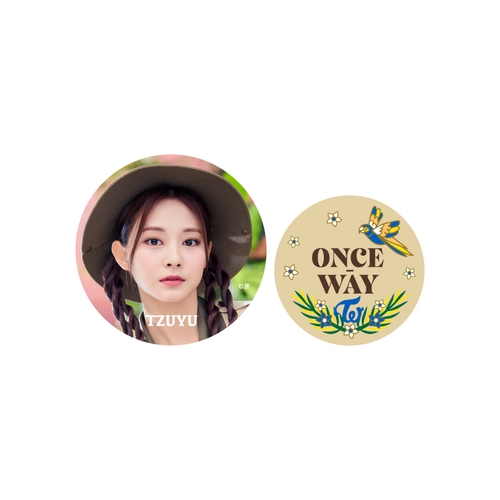 TWICE JAPAN SEASON'S GREETINGS 2022 “ONCE-WAY” SPECIAL GOODS 缶バッチセット【TZUYU】