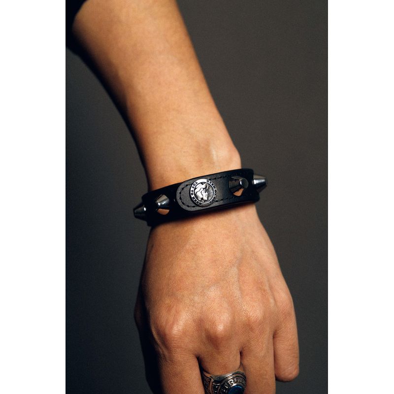 【TOY TO HEAD】 スタッズブレスレット