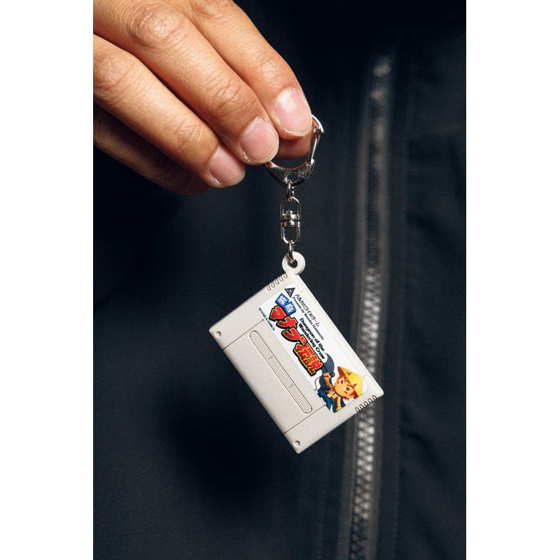 ゲームカセット風キーホルダー (ランダム全5種)