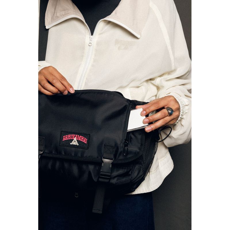 カレッジロゴメッセンジャーバッグ