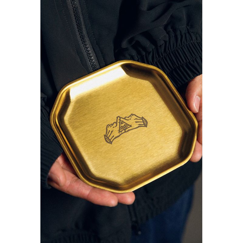 バンドロゴトレイ