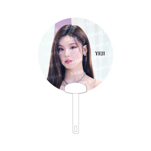 JYP JAPAN POPUP STORE 2024 ITZY OFFICIAL GOODS クリアうちわ【YEJI】
