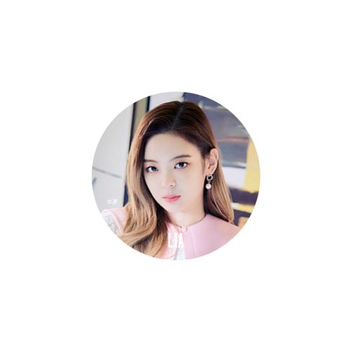 ITZY JAPAN DEBUT SHOWCASE & JAPAN DEBUT BEST ALBUM "IT’z ITZY" MD 缶バッチ【LIA】